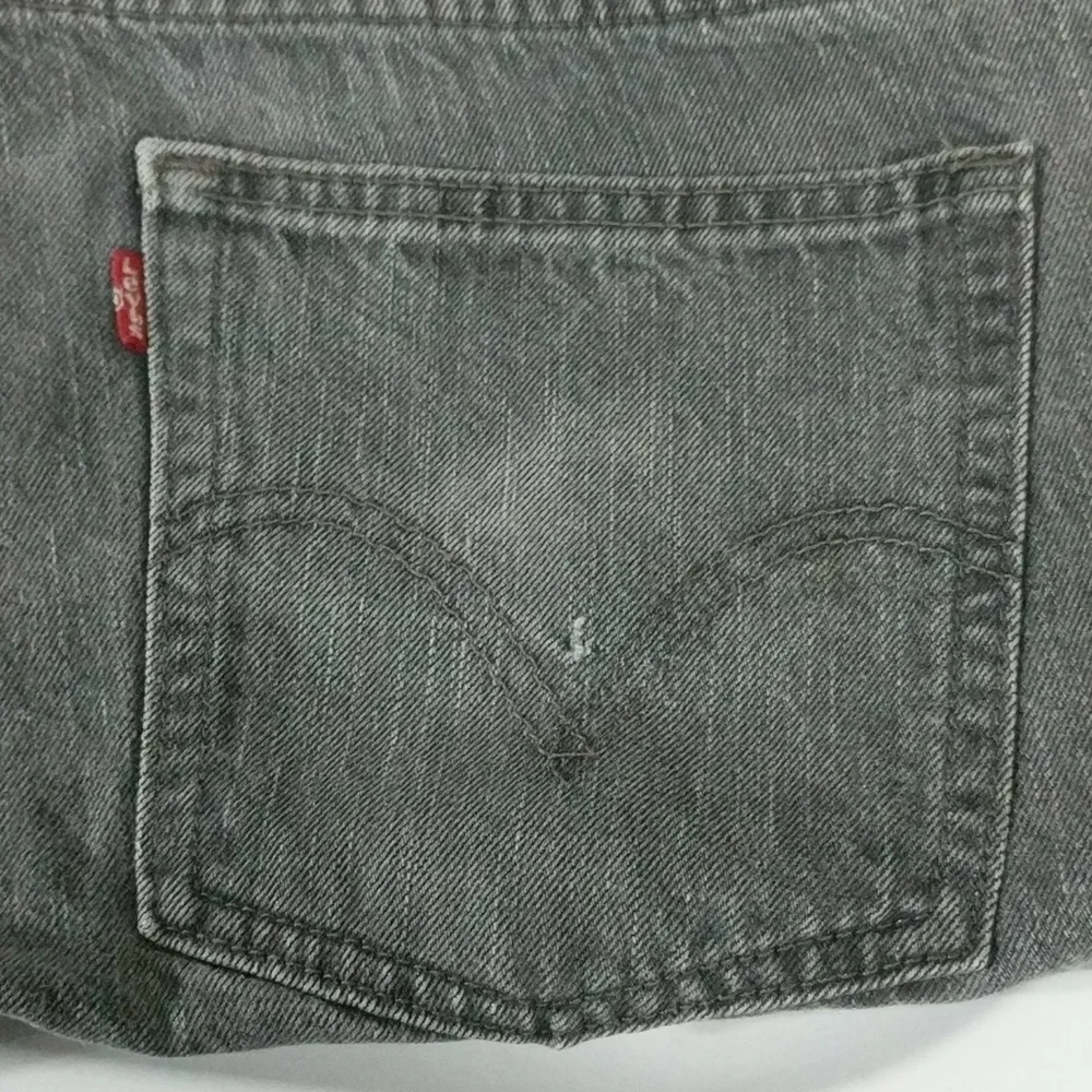 Levi's 514 Slim Straight Leg Grey - size 32 x 29